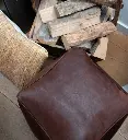 square-leather-pouf-dark-brown-detail.webp